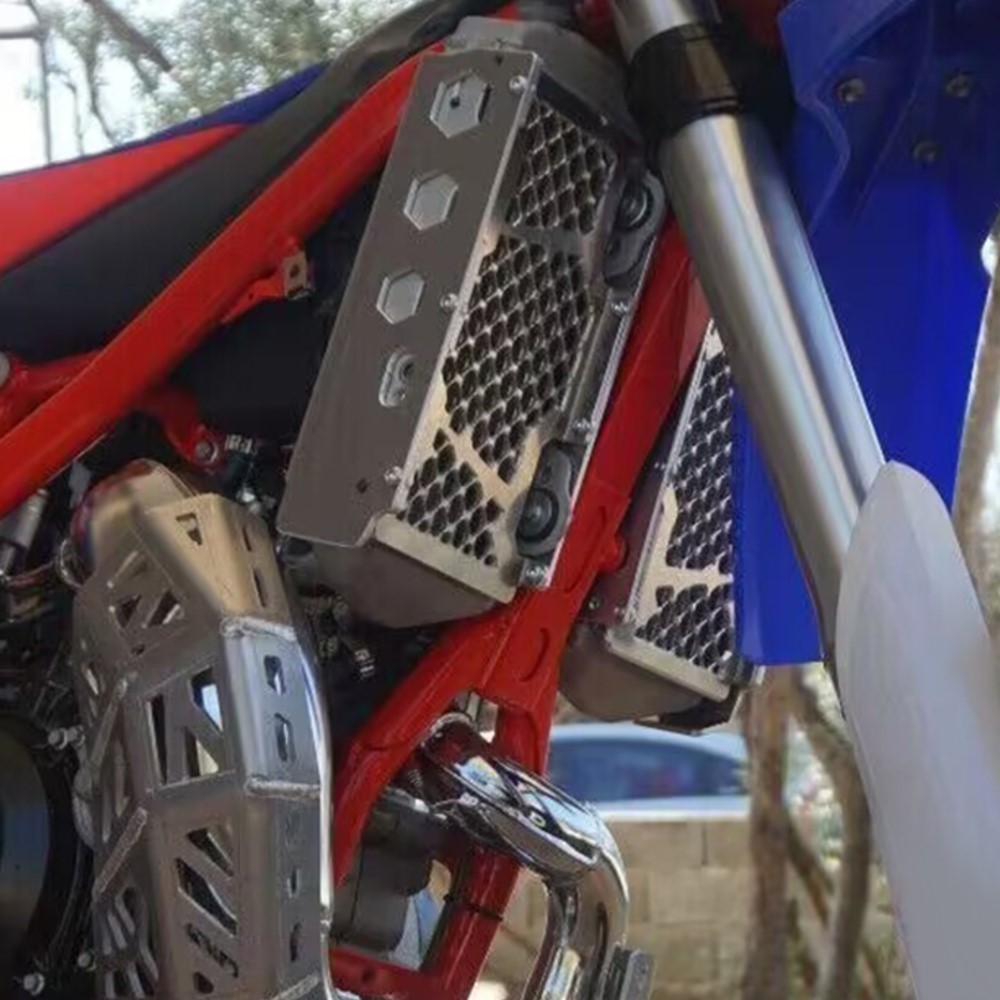 Tank Divider Mesh - For Beta 2T 250/300 Xtrainer 250/300